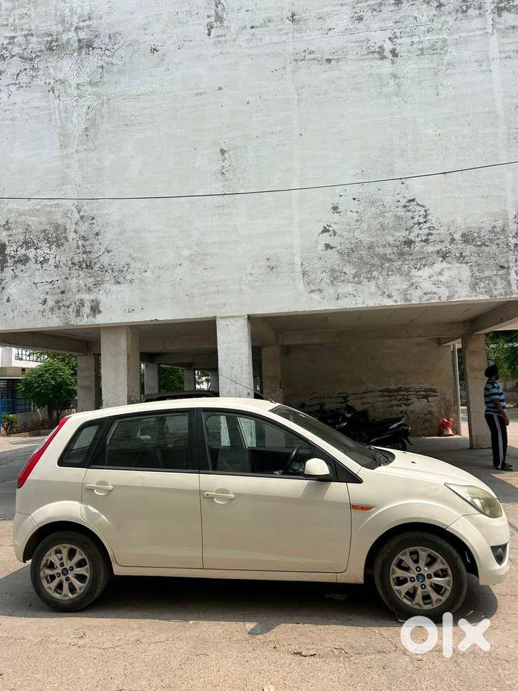 Ford Figo 2012 Petrol
