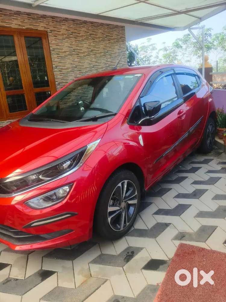 Tata Altroz 2020 Xt Luxe Petrol Full Option – 15,000 Km – Red