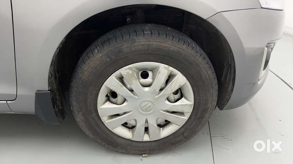 Maruti Suzuki Swift 1.2 Lxi (o), 2017, Petrol