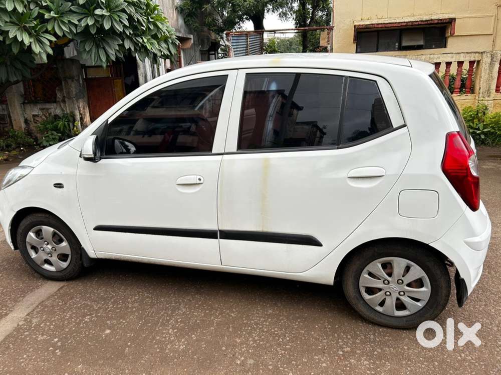 Hyundai I10 Sportz 2012