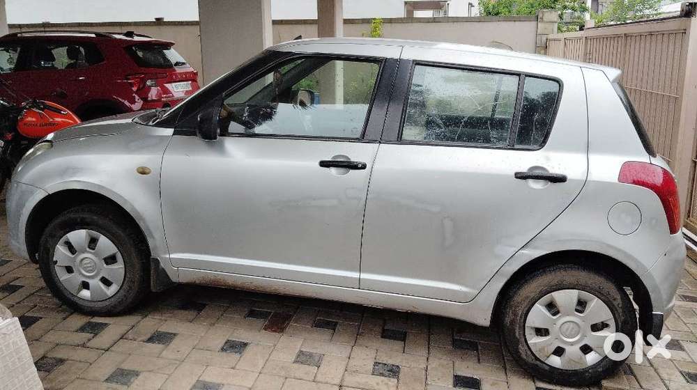Maruti Swift Vxi For Sell In 100000