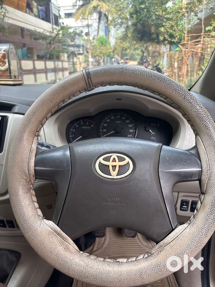 Toyota Innova 2013