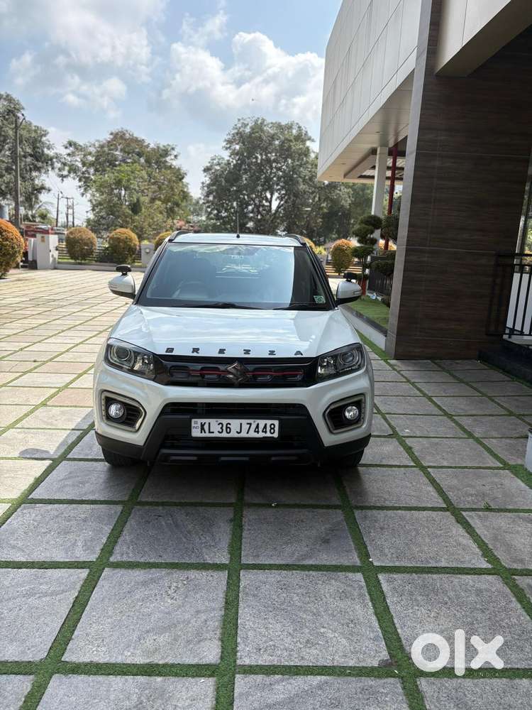 Maruti Suzuki Brezza 1.5 Lxi Smart Hybrid, 2021, Petrol