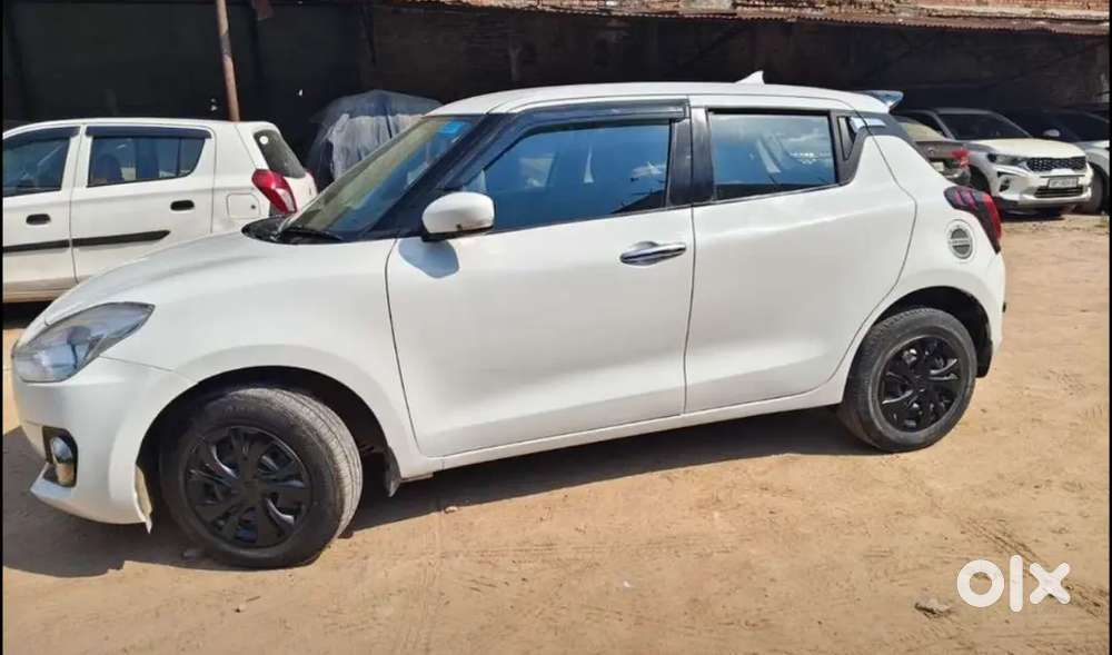 Maruti Suzuki Swift Vxi 2020