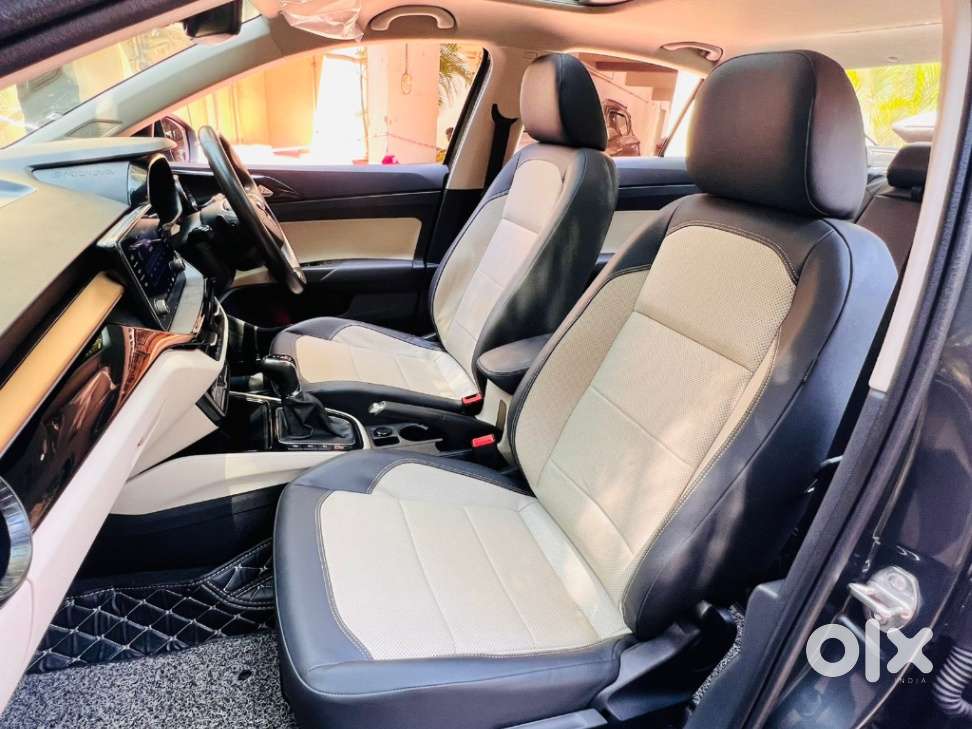 Skoda Slavia 1.5 Tsi Style At, 2023, Petrol