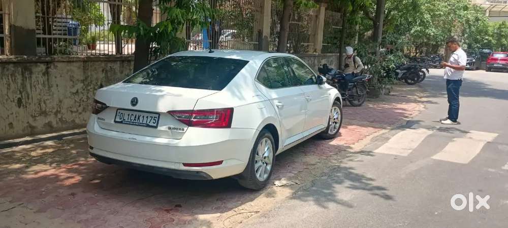 Skoda Superb 2018 Petrol 48000 Km Driven