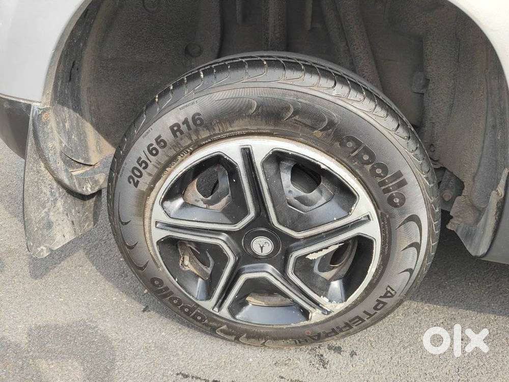 Renault Duster 1.5 Petrol Rxl, 2016, Petrol