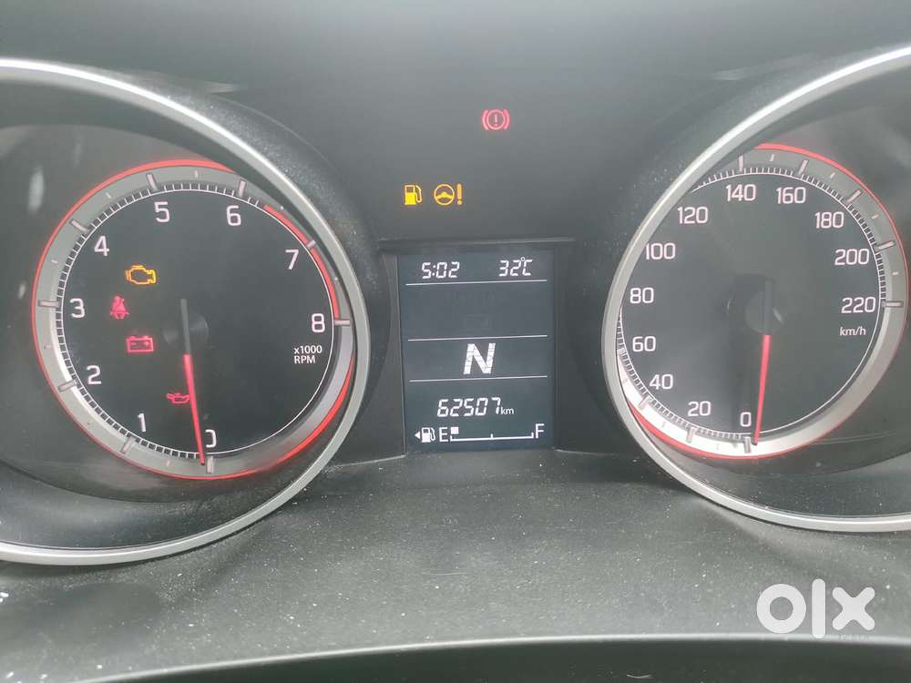 Maruti Suzuki Swift Amt Vxi, 2019, Petrol