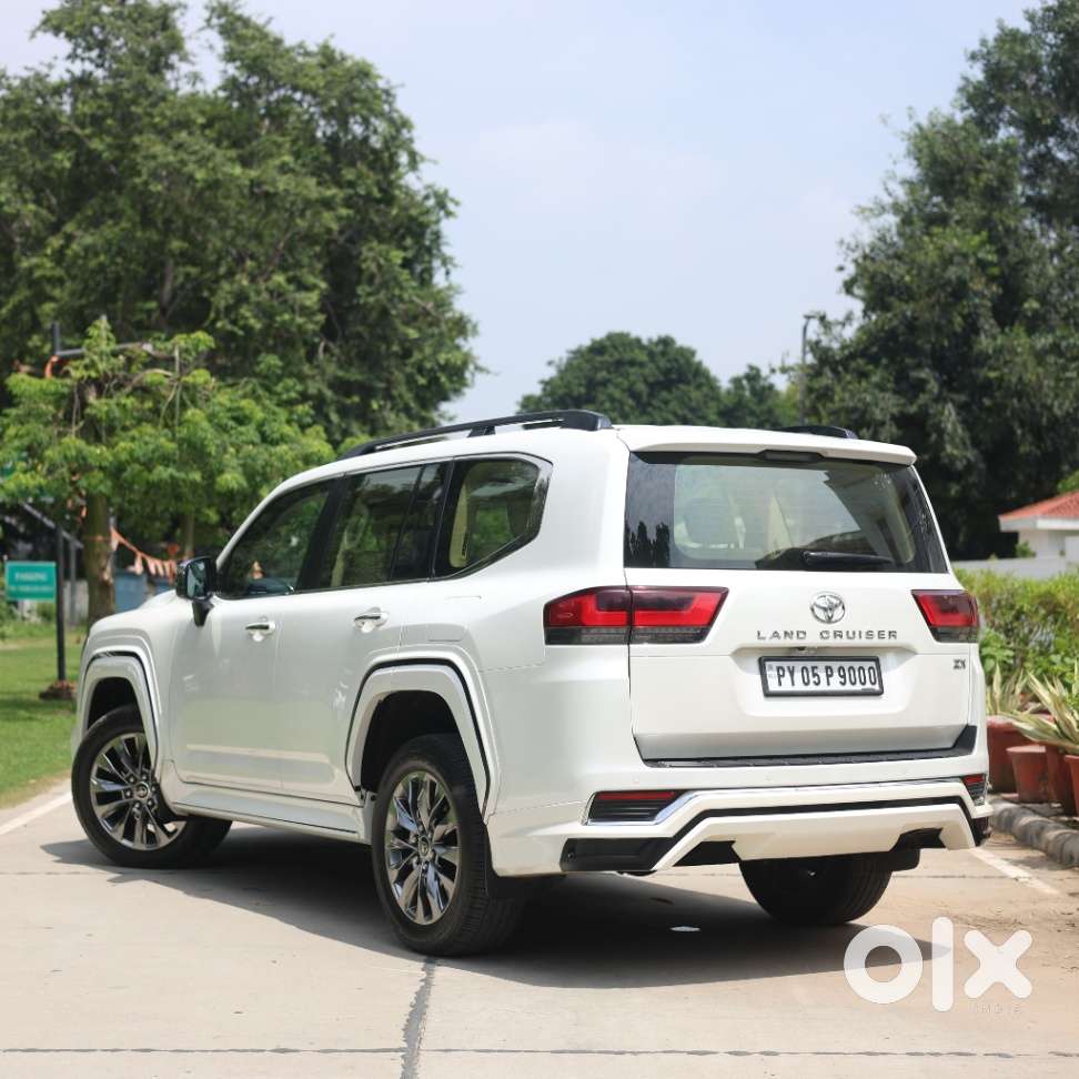 Toyota Land Cruiser 3.3 Zx Diesel, 2023, Diesel