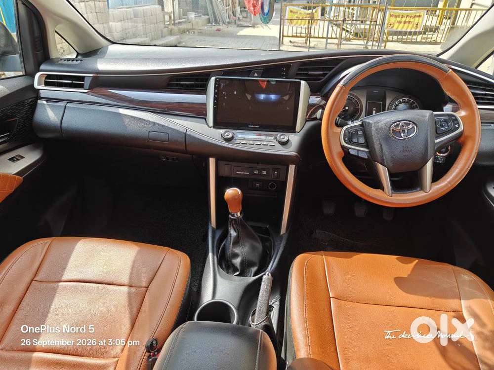 Toyota Innova Crysta [2020-ongoing] 2.4 Vx 8 Str, 2020, Diesel