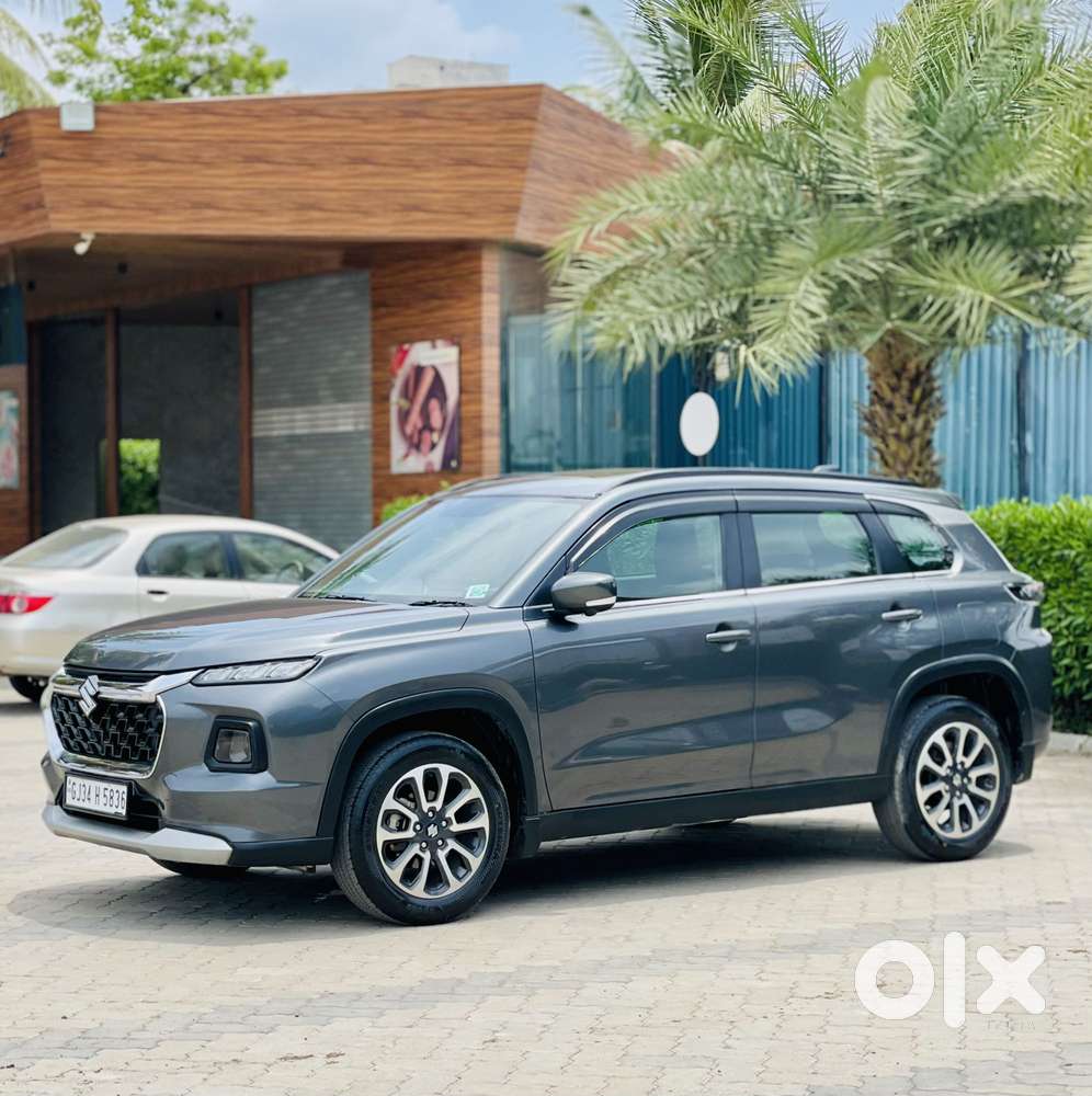 Maruti Suzuki Grand Vitara 1.5 Alpha Smart Hybrid At, 2023, Petrol