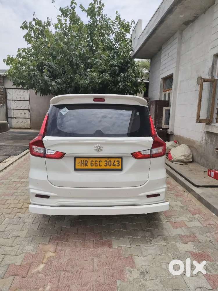 Maruti Suzuki Ertiga 2023 Cng & Hybrids 130000 Km Driven