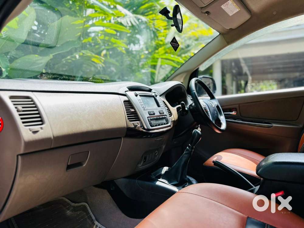 Toyota Innova 2.5 Vx 7 Str, 2015, Diesel