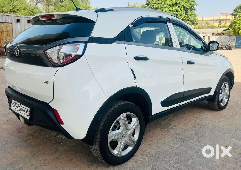 Tata Nexon 1.2 Revotron Xm, 2020, Petrol