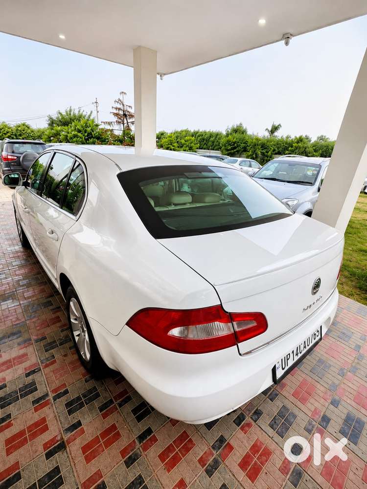 Skoda Superb Elegance 1.8 Tsi At, 2013, Petrol