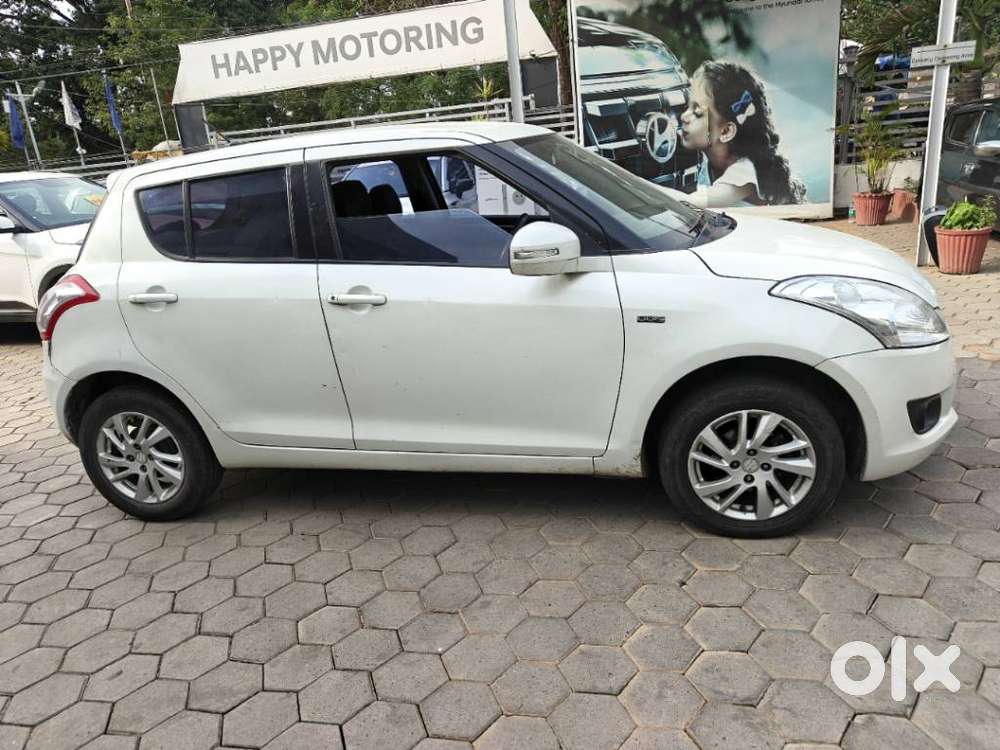 Maruti Suzuki Swift Zdi Plus, 2013, Diesel