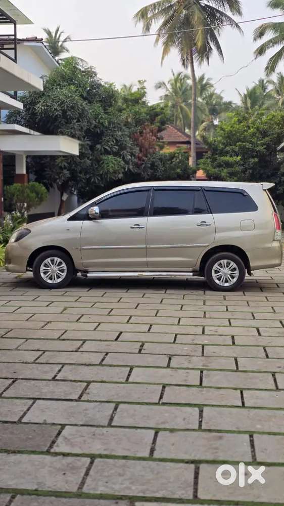 Innova G4 2012 Original Kerala