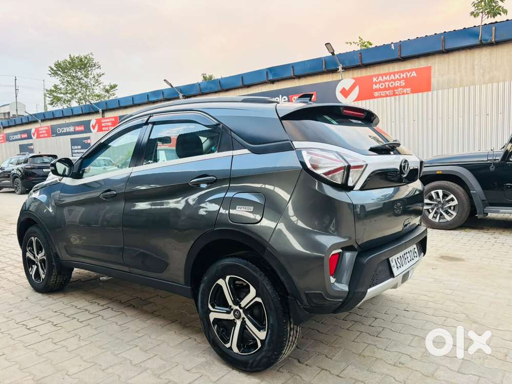 Tata Nexon 1.2 Revotron Xza Plus, 2022, Petrol