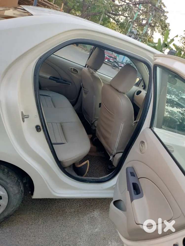 Toyota Etios 2015 Diesel 180000y Km Driven