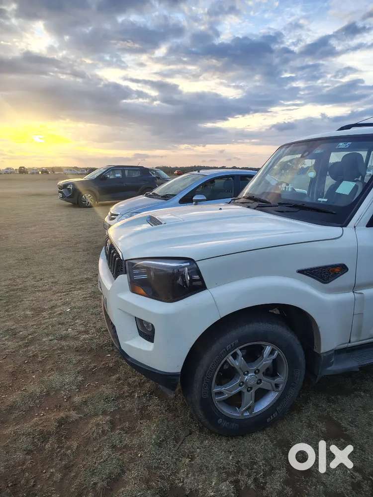 Mahindra Scorpio Diesel 2016