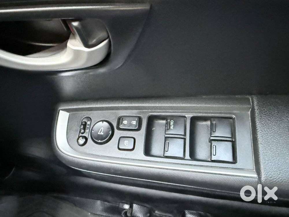 Honda Br-v I-vtec V Cvt, 2017, Petrol