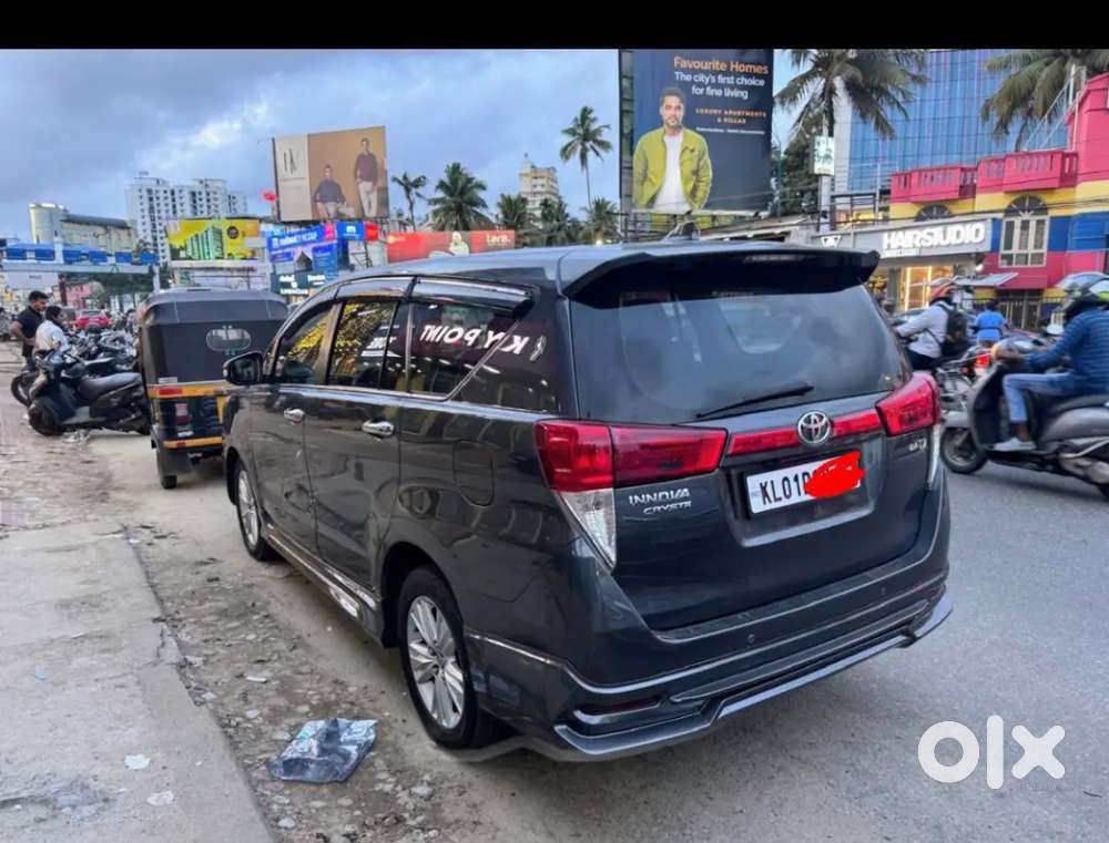 Toyota Innova Crysta 2017 Diesel 146000 Km Driven