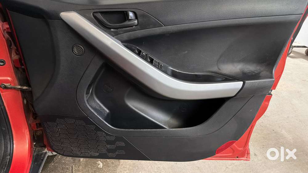 Tata Nexon 1.2 Revotron Xm, 2020, Petrol