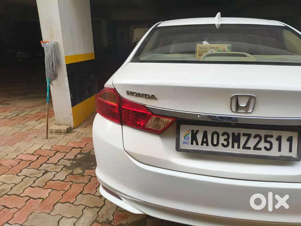 Honda City 2016-2017 Petrol Automatic. 19 + Mileage