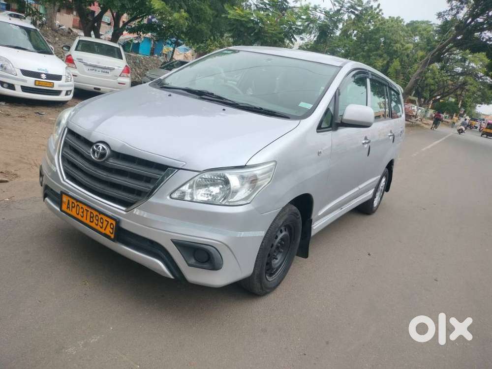 Toyota Innova 2.5 G (diesel) 8 Seater, 2014, Diesel