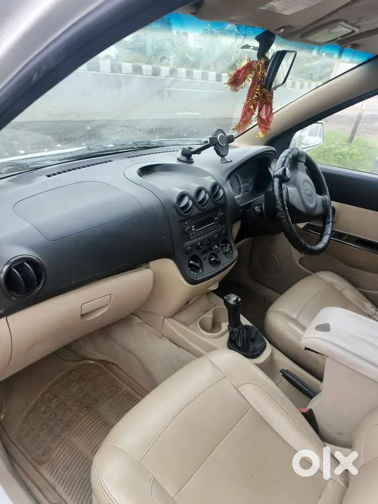 Chevrolet Enjoy Ls 7-seater 2013
