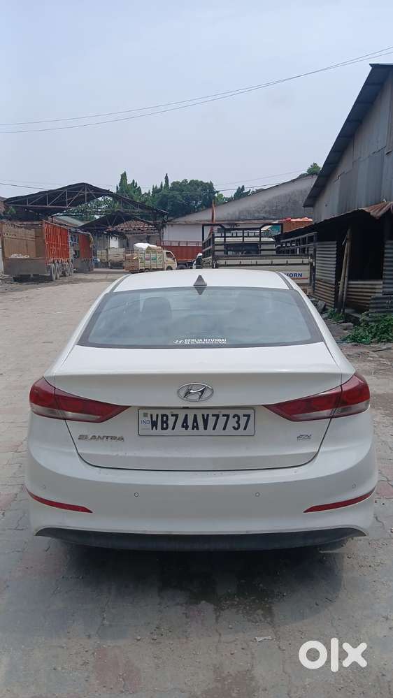 Hyundai Elantra Sx Petrol  2018  29,600 Km  Family Owned  Siliguri