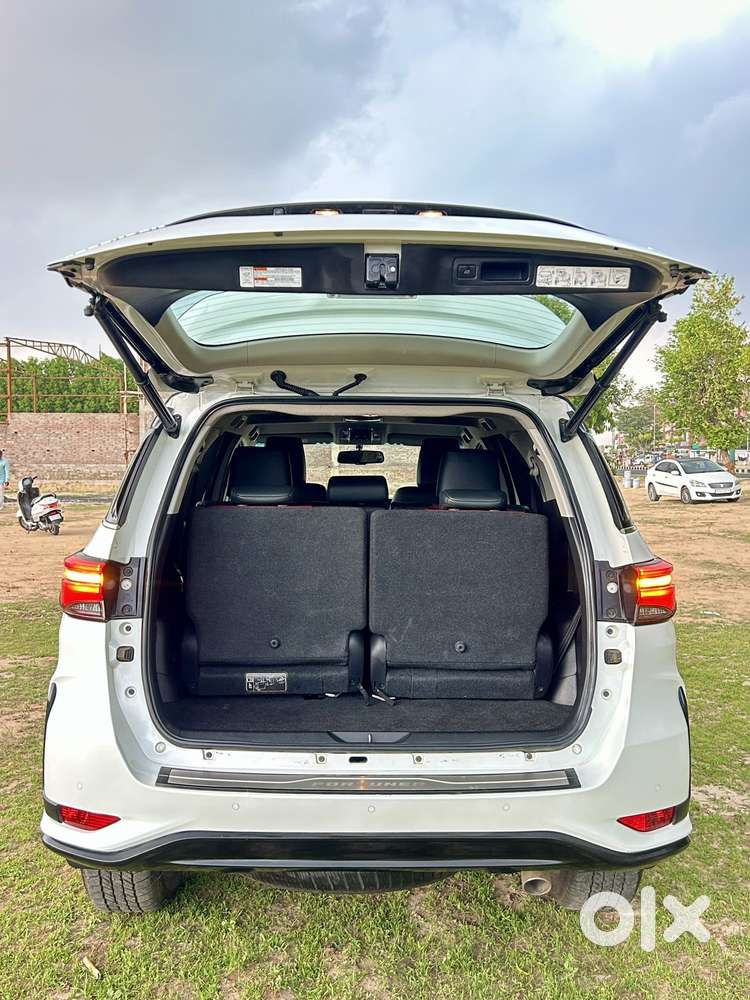 Toyota Fortuner Legender 4x4 At 2.8, 2025, Diesel