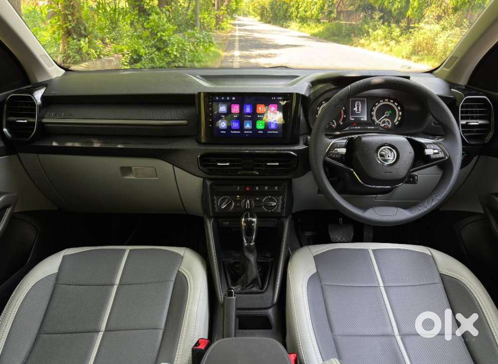 Skoda Kylaq Signature At, 2026, Petrol