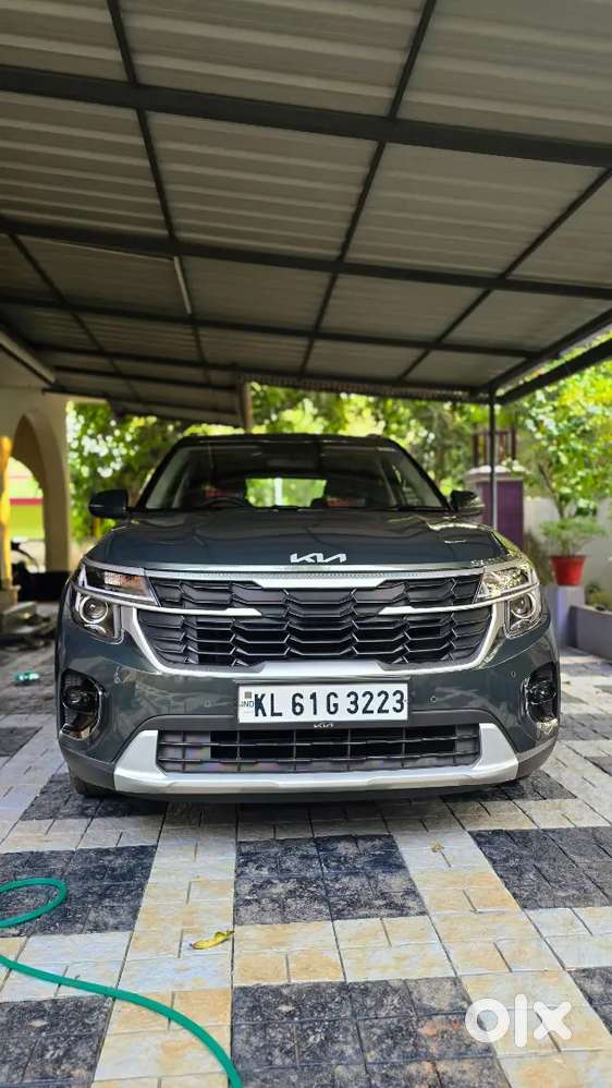 Kia Seltos Htk Plus Facelift 2023 Petrol Manual Transmission 2.3 Year.