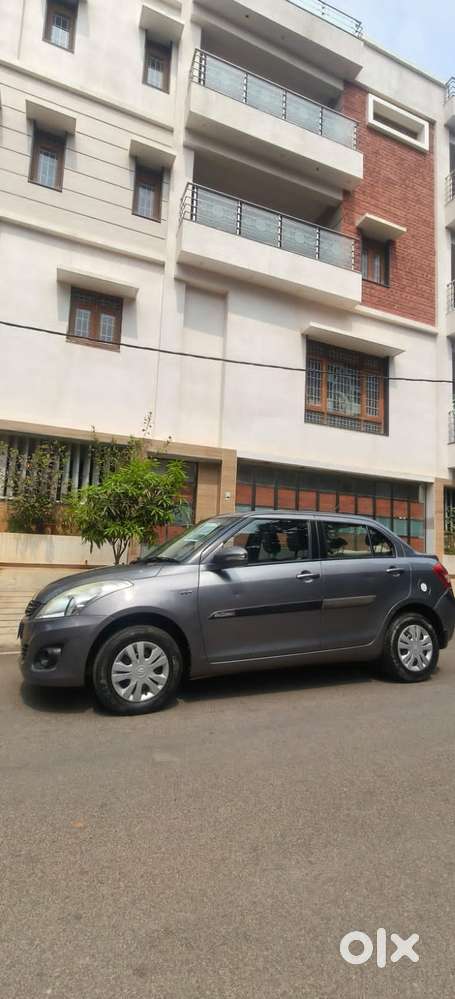 Maruti Suzuki Swift Dzire 1.2 Vxi Bsiv, 2015, Petrol