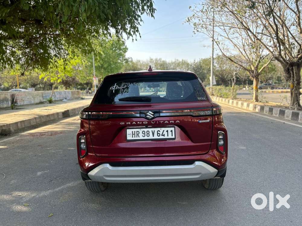 Maruti Suzuki Grand Vitara 1.5 Zeta Smart Hybrid At, 2025, Petrol