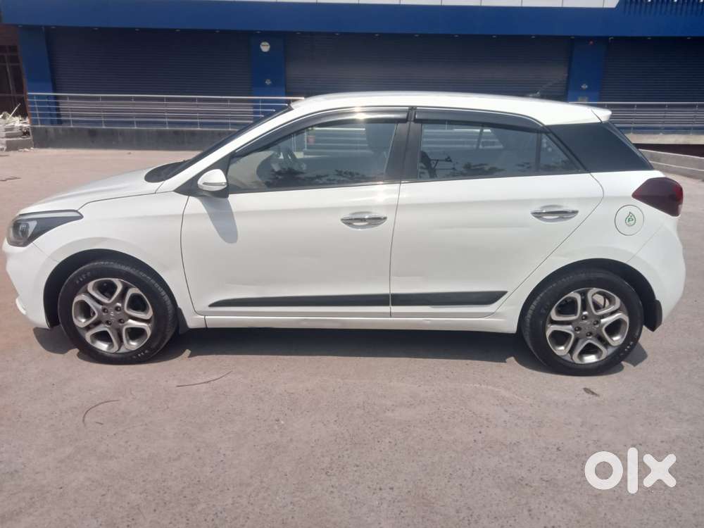 Hyundai Elite I20 Asta (o) 1.2 Mt, 2021, Petrol