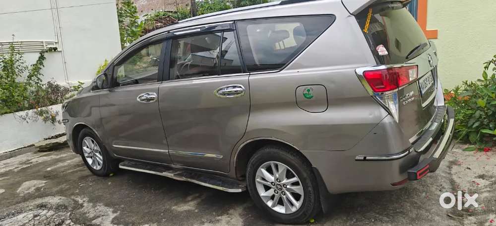 Toyota Innova Crysta 2018 Diesel 126000 Km Driven