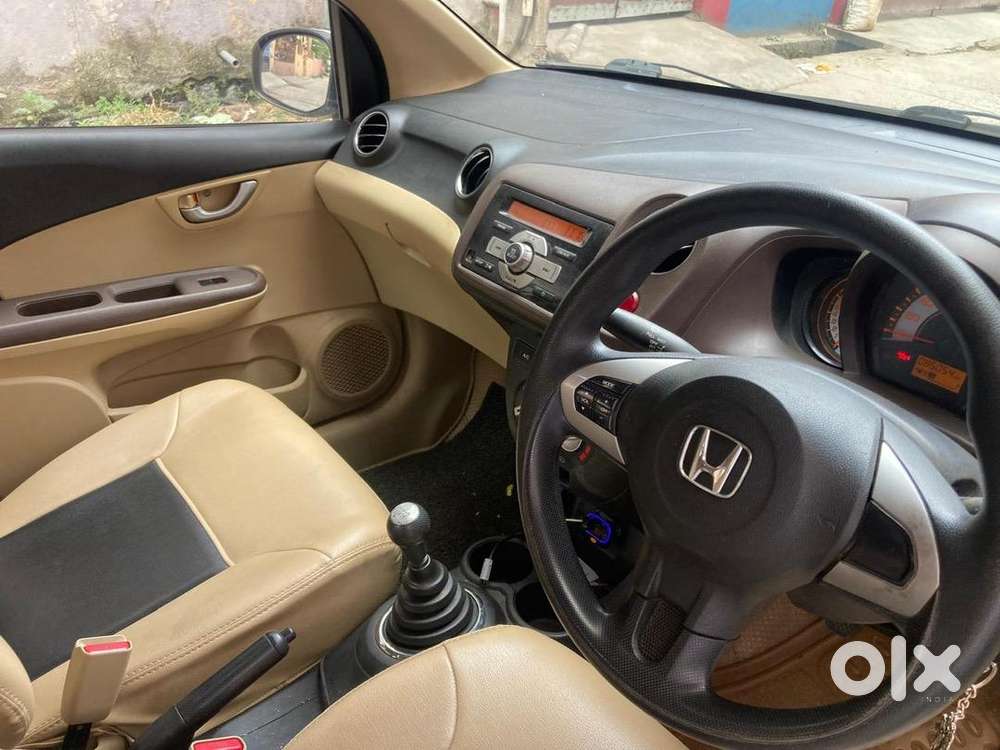 Honda Brio 2014 Petrol Well Maintained