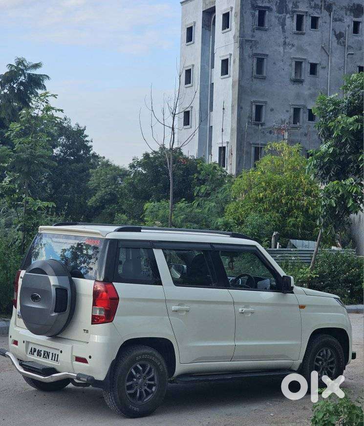 Mahindra Tuv 300 T10, 2018, Diesel
