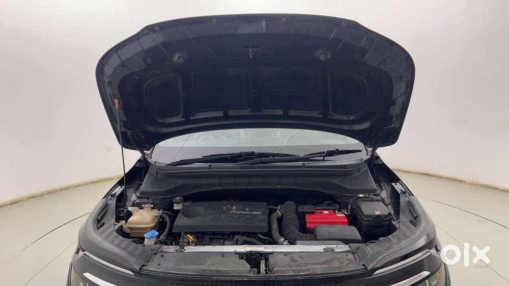 Kia Carens 1.4 Luxury Plus Dct 7 Str, 2022, Petrol