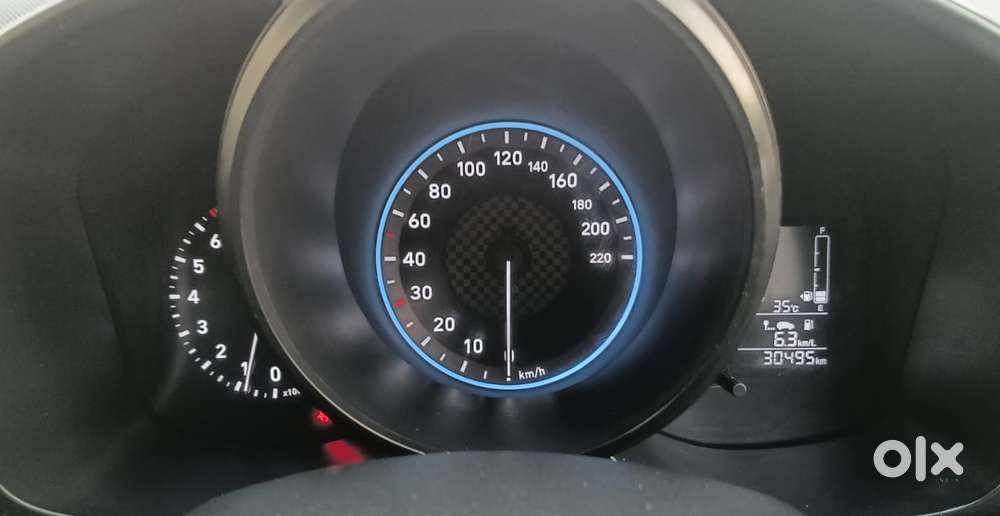 Hyundai Venue E, 2021, Petrol