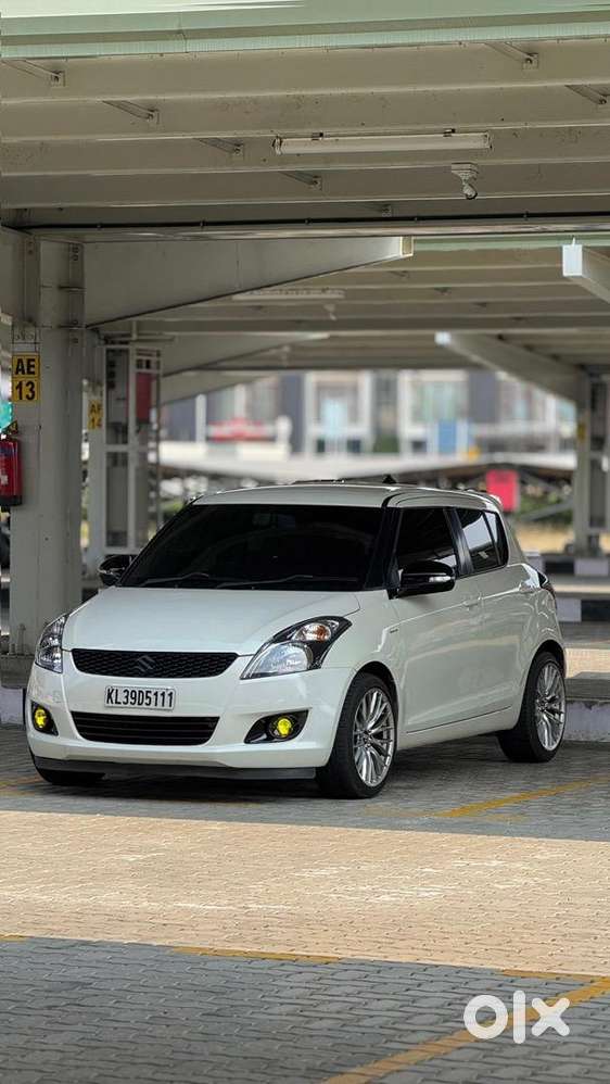 Maruti Suzuki Swift 2012 Diesel 260000 Km Driven