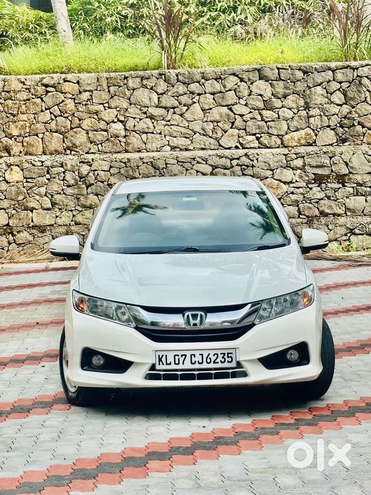 Honda City I-vtec V, 2017, Petrol
