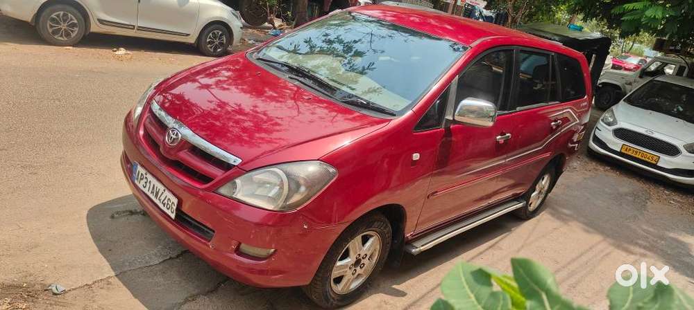 Toyota Innova 2.5 Vx 8 Seater Bs Iv, 2007, Diesel