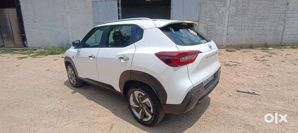 Nissan Magnite 1.0 2025