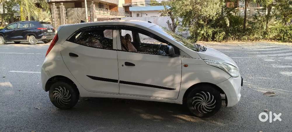 Hyundai Eon 2013 Cng & Hybrids 11000 Km Driven