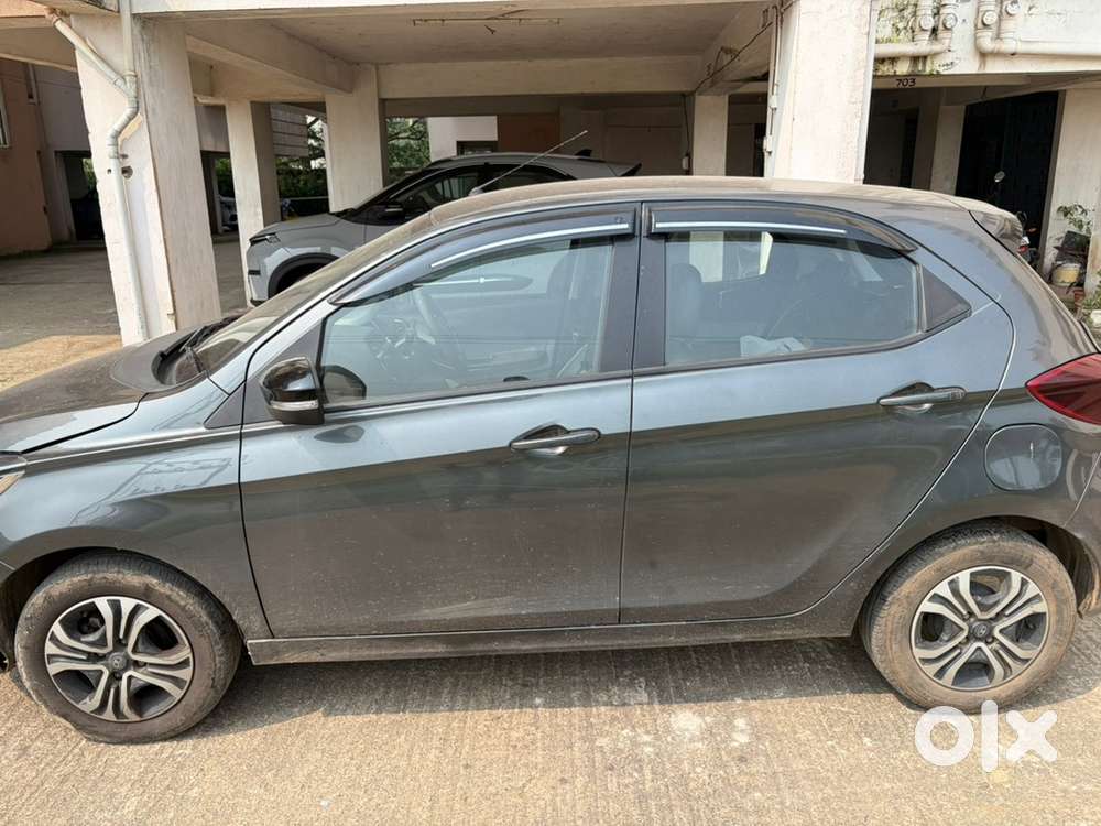 Tata Tiago Petrol Manual 2024