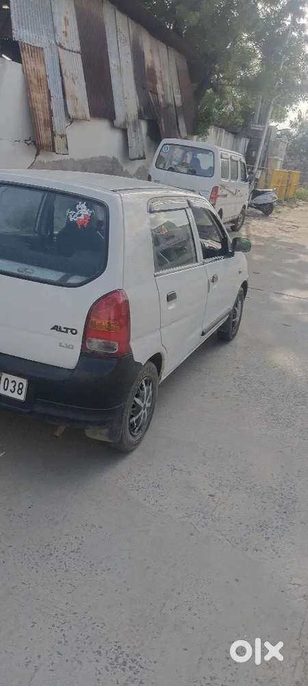 Maruti Suzuki Alto Lxi 2011