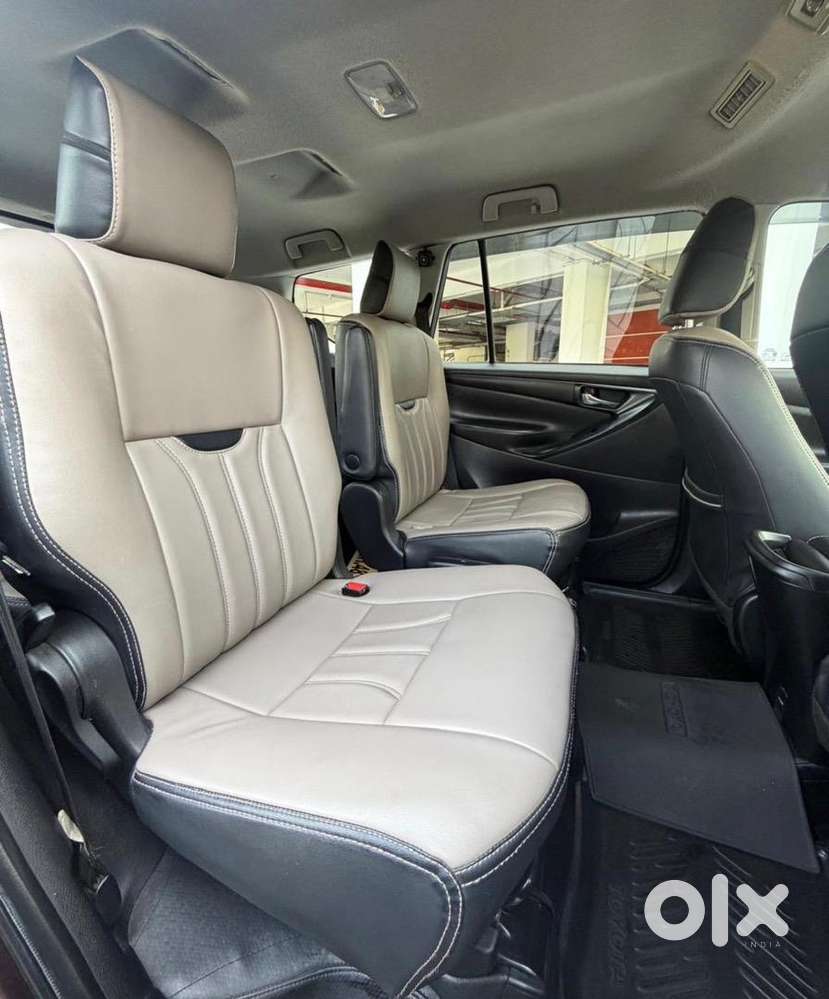 Toyota Innova Crysta 2019 Re